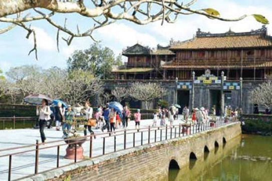 Gold tourism month launched in Hue