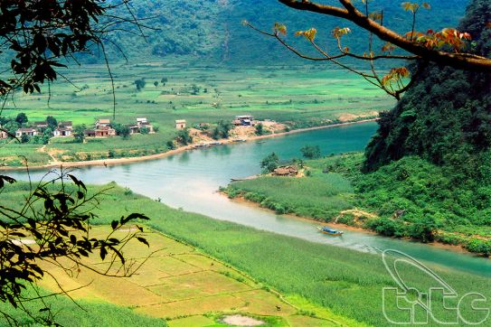 Discovering Viet Nam’s world heritage charming beauty