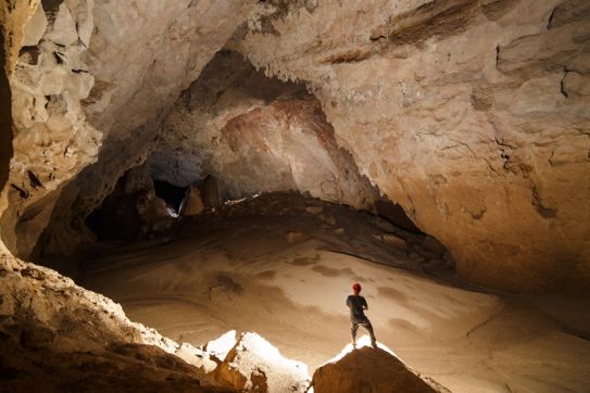 Vietnam, Australia ink deal to promote each other's world-renowned caves to tourists