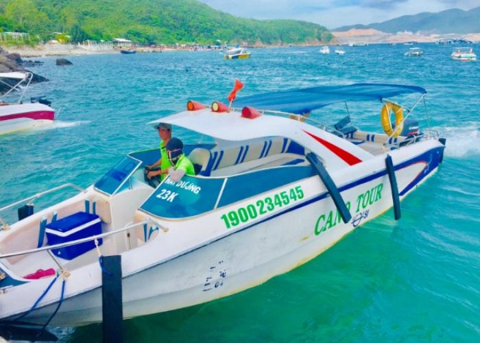 boat tours nha trang